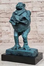 Sculpture of Baboon Holding Infant: Pablo Picasso`s Art in 100% Solid Bronze Dea