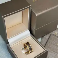 在飛比找PopChill優惠-[二手] BVLGARI 玫瑰金 銅色 陶瓷 戒指 b.ze