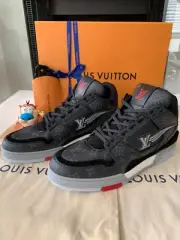 DS Louis Vuitton Trainer Bred Black Red LV 6 8.5 7.5 10 Air Force AF1 Pharrell