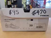 NOS Trek Circuit Road Cycling Shoe / EU 39 | US 6 / Black / 3-bolt / BOA