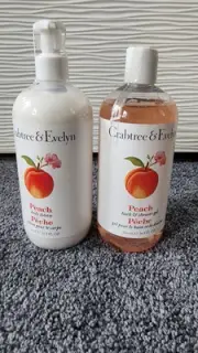 NIB Crabtree & Evelyn Body Lotion & Shower Gel Set peach