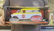 2000 Matchbox Coca-Cola Collection 1957 GMC Panel Van Large Scale MIB