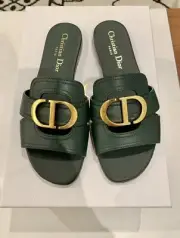 Dior 30 Montaigne Logo Flat Slides In RARE Green Calfskin Mules Size EU35 US4.5