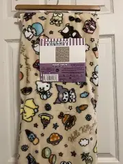 New Hello Kitty & Friends 60 x 70 Cloud Throw