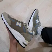 在飛比找蝦皮購物優惠-CHOCO [現貨] New Balance 990v2 美