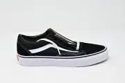 NWB Unisex Vans Old Skool Black/White #VN000D3HY28 (Size 7.5 Men / 9 Women)