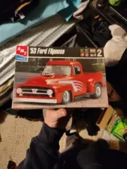 AMT ‘53 Ford Flipnose 1/25 Model Kit Factory Sealed Free Shipping