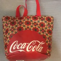 在飛比找蝦皮購物優惠-多款  可口可樂 Coca cola 可口可樂防水購物袋 手