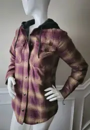 NWT Womens Volcom Insulated Hooded Flannel Small(Fits Like Medium)