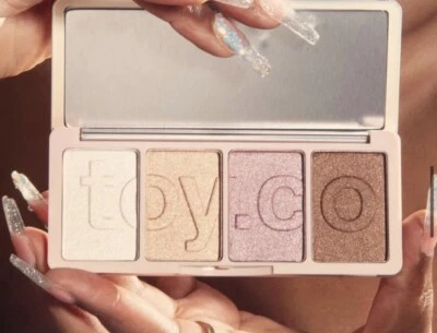 Toy Factory Dreamset One Highlighter Serum Palette 4 Shade Mirrored Compact