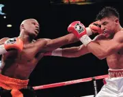 Floyd Mayweather vs. Victor Ortiz 8x10 Photo Print