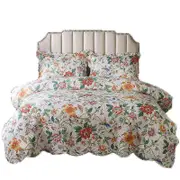 3 Piece floral quilt bedding set for (1 quilt plus 2 pillowcase）