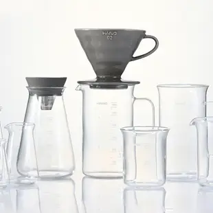 【HARIO V60】白色磁石濾杯02+經典燒杯咖啡壺300ml 套裝組 /V型濾杯/玻璃分享壺/日本製/耐熱玻璃/量杯/咖啡壺/咖啡濾杯/陶瓷/有田燒/V60/錐形濾杯