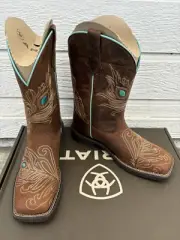 Ariat Bright Eyes II Womens Sz 9 B Western Wide Square Toe 10" Boots 10033983