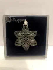 Longaberger 2000 Snowflake Pewter Basket Tie-on Christmas Ornament