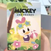 Mickey & Friends Beach Play Series Figure 9cm RANDOM Box Ornaments Model