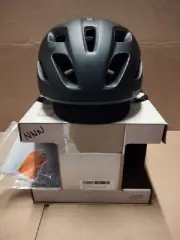 Giro Trella Mips Women's Universal Fit Cycling Helmet Matte Black Silver