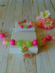 Tom the Turtle Girls Acrylic Chunky Bubblegum Necklace Set w/Rhinestone Pendant