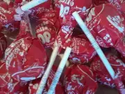 Tootsie Roll Pops CHERRY Flavor- BULK Tootsie Pop Candy Lollipops - {24 COUNT}