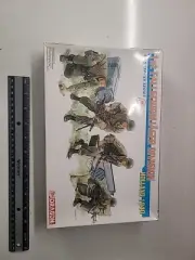 Ground 6276 1 35 Dragon 1st Fallschirmj ger Division Netherlands 1940 4 Soldie