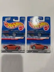 2000 Hot Wheels First Editions Lot of Two Muscle Tone #84 Wheel Variations