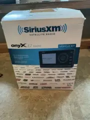 SiriusXM XEZ1V1 Onyx EZ Satellite Radio with Vehicle Kit - Black