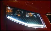 Headlight Assembly Compatible With Skoda Octavia 2015-2017 LED Daytime Running Light Xenon Low Beam Turn Signal(HID Lamp)