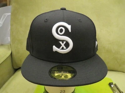 New Era White Sox Fitted Black Hat, Classic White SOX Logo, Size 7 3/4 SEE NOTES