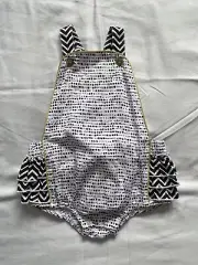 Fox & Finch Baby Playsuit Romper Black And White Chevron Gold Trim Size 12M