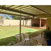 Relaxed Ocean View Beach Side Stay