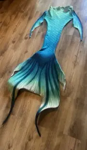 FinFolk XL Fabric Tail “Secrets Of Skye” - Free shipping