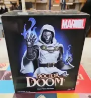 Diamond Select Marvel Comics Dr. Doom 6" Bust (Comic White Armor God Doom) NEW
