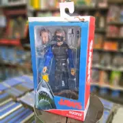 NECA Jaws Clothed Action Figure Matt Hooper (Shark Cage) 20 cm