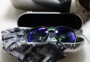 OAKLEY BRAIN DEAD PLAZMA BRAIN DEAD GREEN FRAME PRIZM SAPPHIRE NEW WITH ISSUE