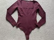 Abercrombie & Fitch A&F Long-Sleeve Seamless Corset Bodysuit Top Tee Burgundy S