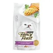 Purina Fancy Feast Dry Cat Food with Savory Farm-Raised Chicken and Turkey - 3