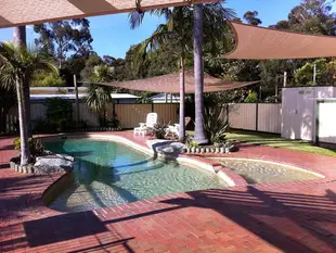 馬拉庫塔大篷車公園旅館Mallacoota's Shady Gully Caravan Park