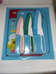Tasty 8 piece cutlery kit, set 3 knifes knives and 2 cutting board. Kid safe NIB