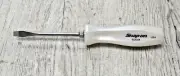 Snap-on ™ Tools NEW PEARL WHITE Hard Handle 1/4" Flat Head Screwdriver SDD4APW