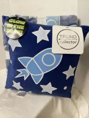 NWT Nogginz Pillow Plush Blanket Set Travel Overnight Kids Glows In Dark Stars
