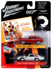 James Bond JOHNNY LIGHTNING 2 PACK 1964 ASTON MARTIN DB5 & 1974 AMC HORNET 1:64