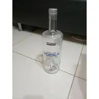 在飛比找蝦皮購物優惠-科克蘭伏特加KIRKLAND VODKA空瓶 二手 1.75