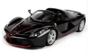Bburago 1:24 Ferrari 70th LaFerrari Aperta Diecast Model Sports Racing Car Black