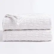 Longhui bedding Pure White Cotton Cable Knit Throw Blanket for Couch Chair Sofa,Soft Cozy Home Decorative Blankets for All Seasons, 50 x 60 Inch Gift a Washing Bag,2.2 pounds Silk Bow Tie Package