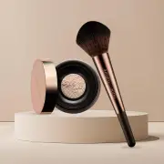 Translucent Loose Finishing Powder & Finishing Brush Duo | Nude By Nature