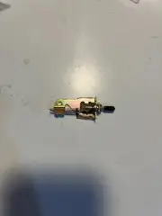 Switchcraft 29203, Lever Switch Momentary SPST