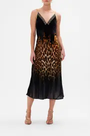 VELVET V NECK BIAS SLIP JUNGLE DREAMING