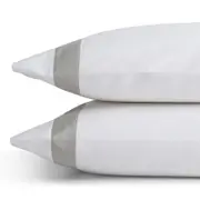 Sferra Saxon Pillowcase, Standard