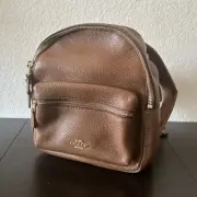 MINI CHARLIE BACKPACK (COACH F38263)LIGHT GOLD/SADDLE 2