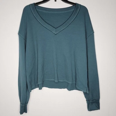 NWT Gilly Hicks Women's Green Sweater Size Medium